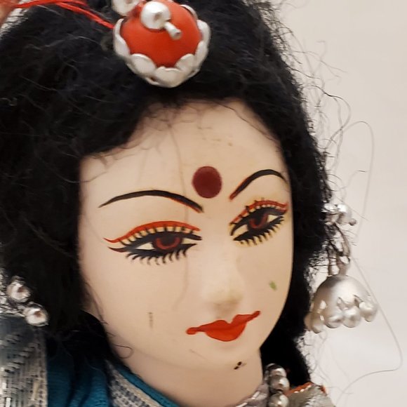 Traditional Rajasthan Woman Facing a Mirror on a Meadow - Picture 10 of 10